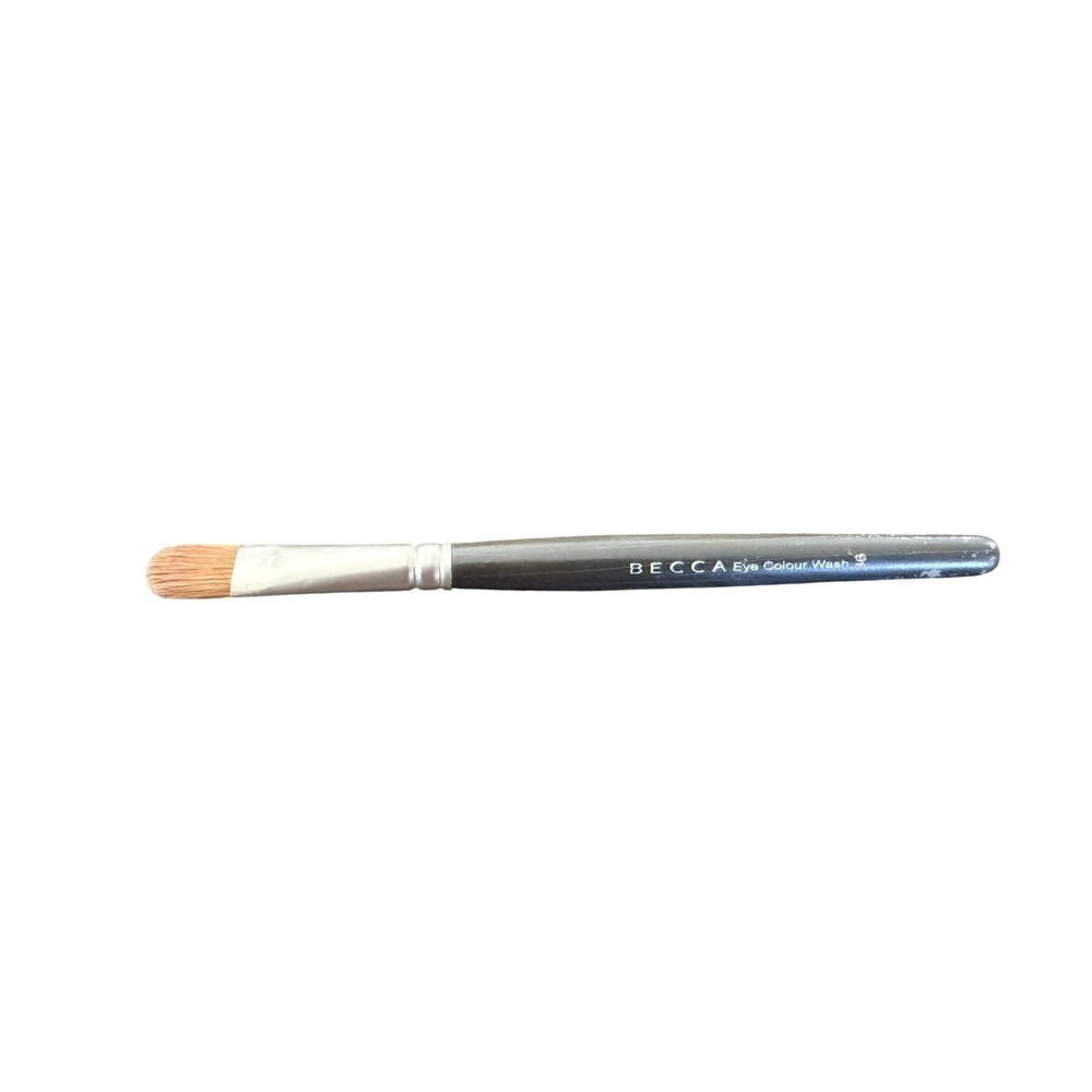 BECCA Eye Colour Wash Brush 36